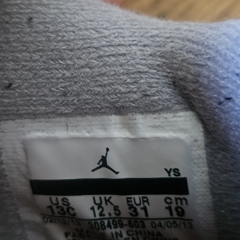 2013 Jordan 4 Retro Toro Bravo (GS) Size 13 c - Picture 6 of 6